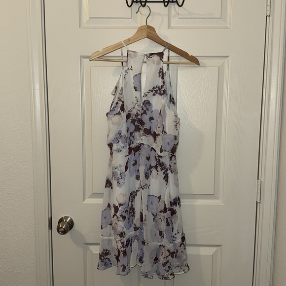 Francesca’s miami floral ruffle dress - Picture 2 of 3